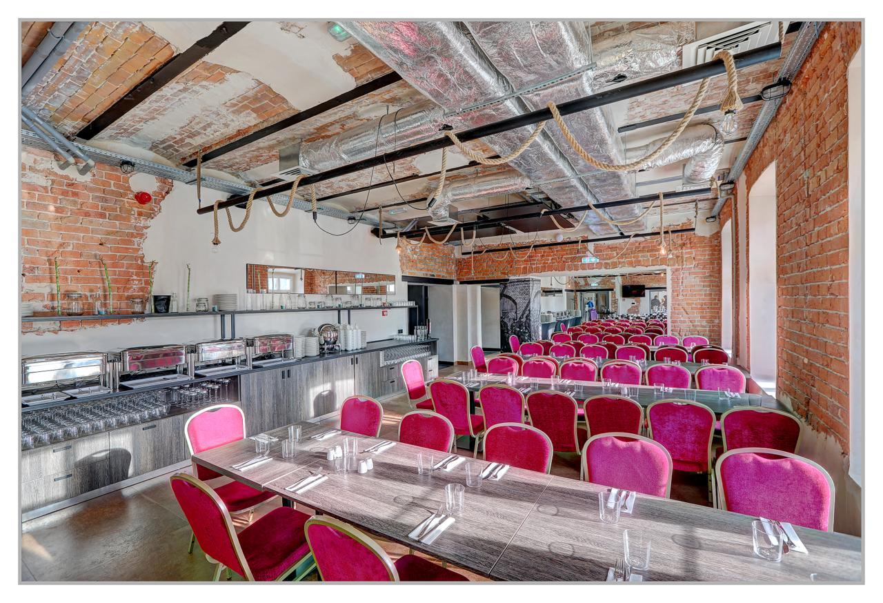 Koszary Arche Hotel Góra Kalwaria Buitenkant foto